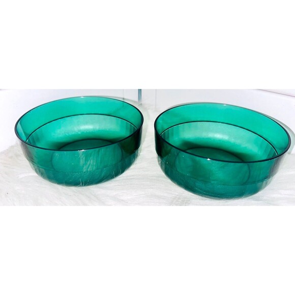 Tupperware Preludio Acrylic Salad Bowls Green #2108 (Set of 2) New  B90 - Picture 1 of 2